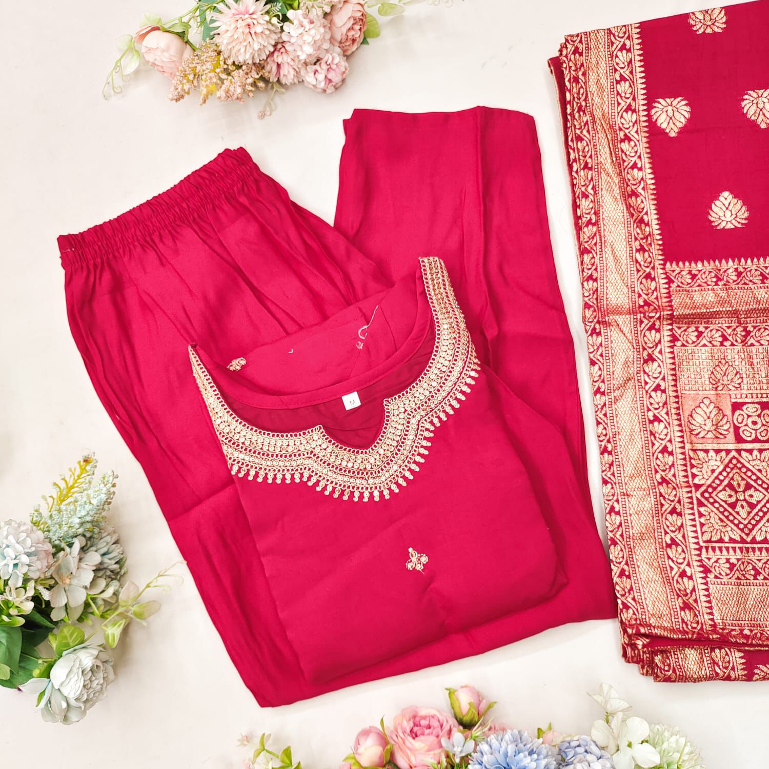 indian ethnic wear set at krisvi wardrobe