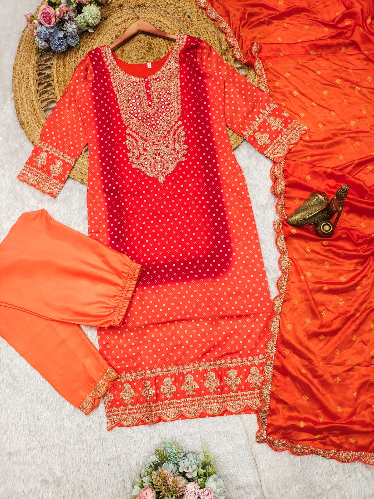 bandhani print chinon suit set at krisvi wardrobe
