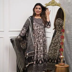 krisvi wardrobe khati work flair anarkali suit set 3 peace